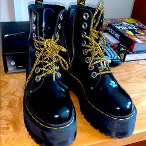 Doc Martens Jadon Max US 7 L